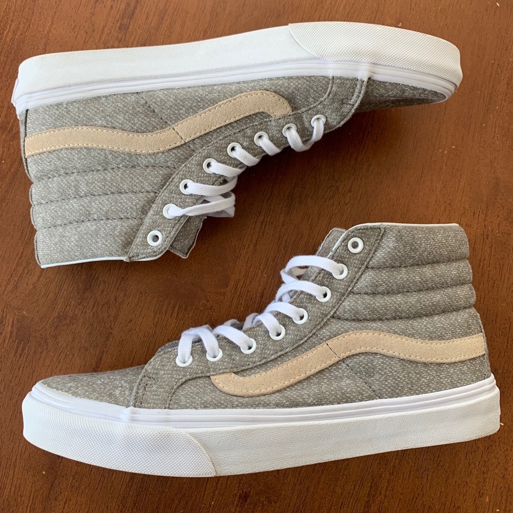 Tan w/ Suede Sk8-Hi Vans